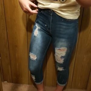 Super highrise Ripped crop jeans